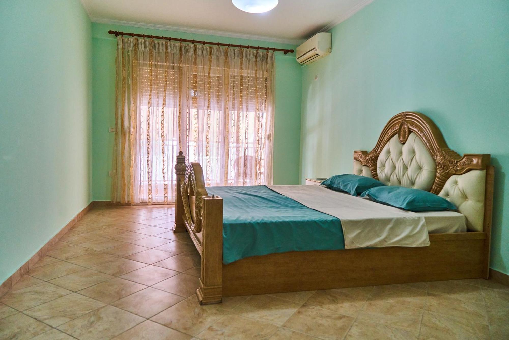 Kalpazo Home Skanderbeg Square 地拉那 外观 照片