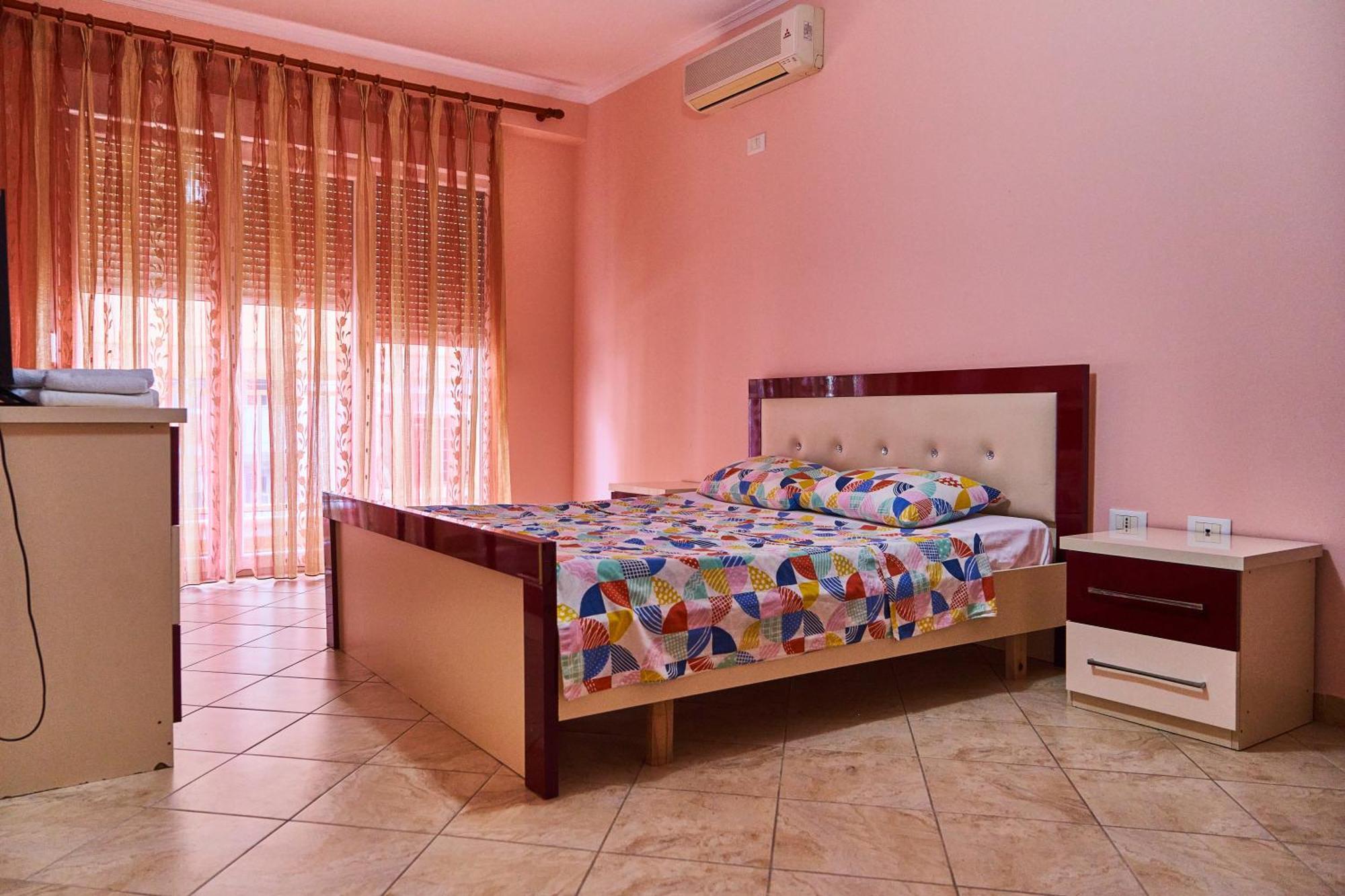 Kalpazo Home Skanderbeg Square 地拉那 外观 照片