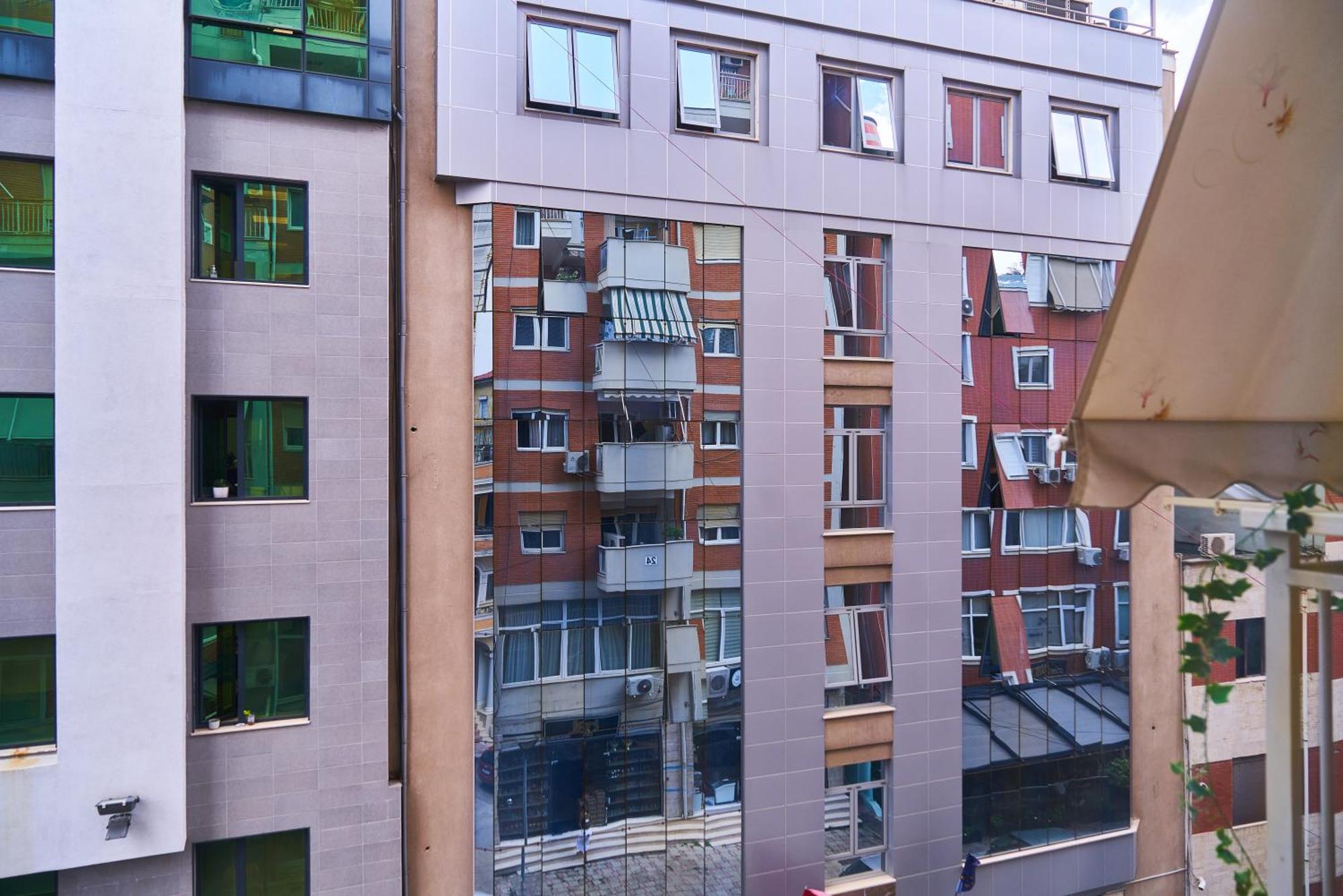 Kalpazo Home Skanderbeg Square 地拉那 外观 照片